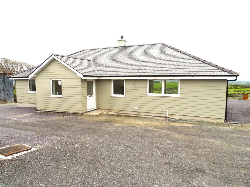 2 bed bungalow to rent in Ty Mags, Nebo, Amlwch, Ynys Môn LL68, £850