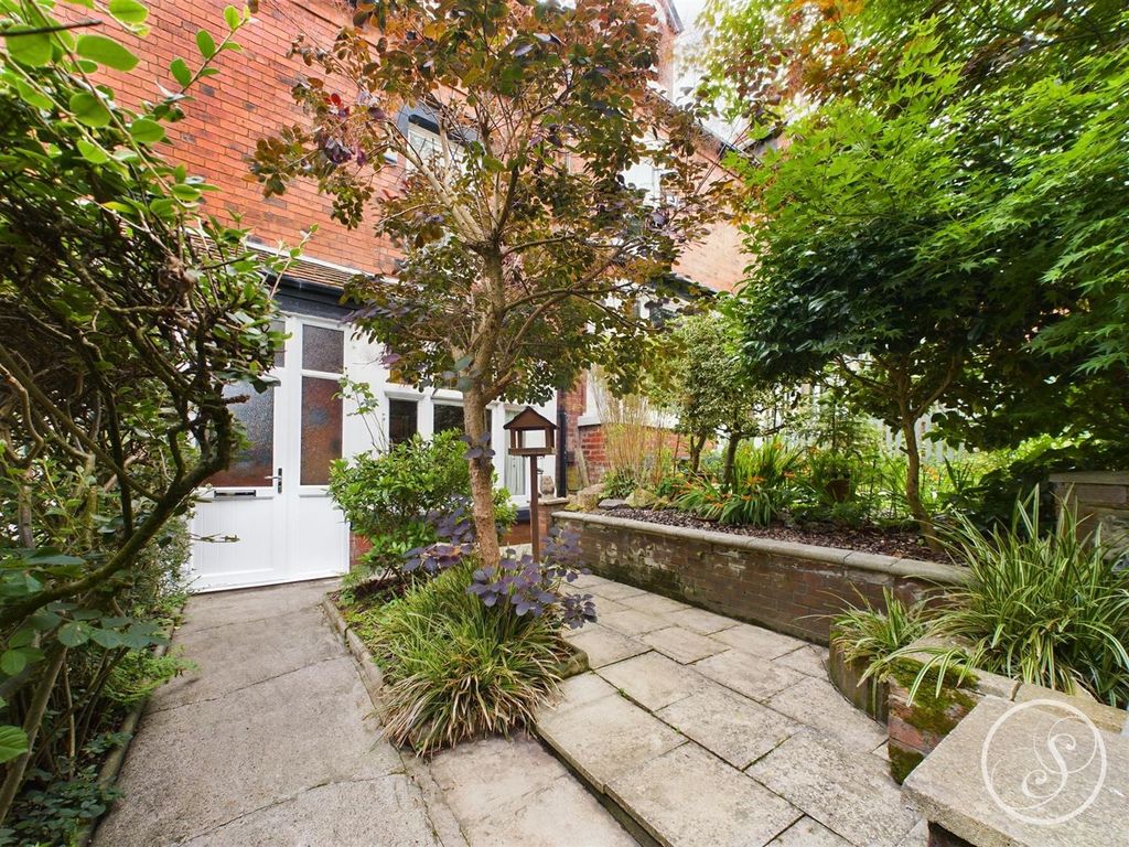 4 bed terraced house for sale in Pasture Lane, Chapel Allerton, Leeds