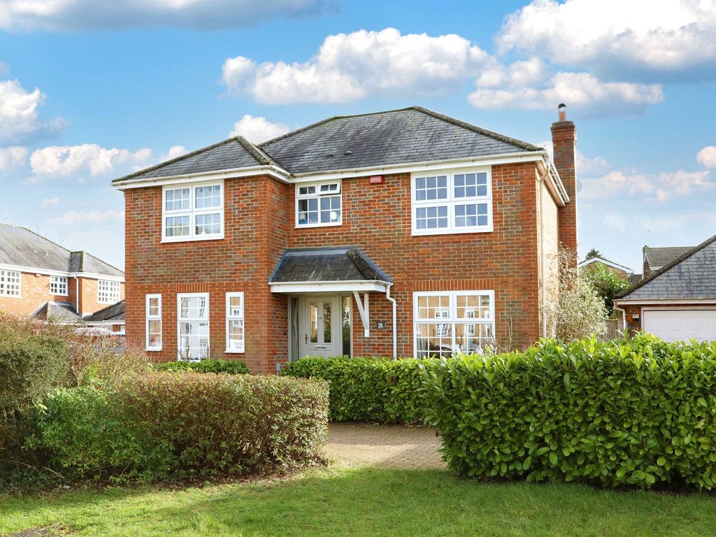 4 bed country house for sale in Kite Wood Road, Penn, High HP10