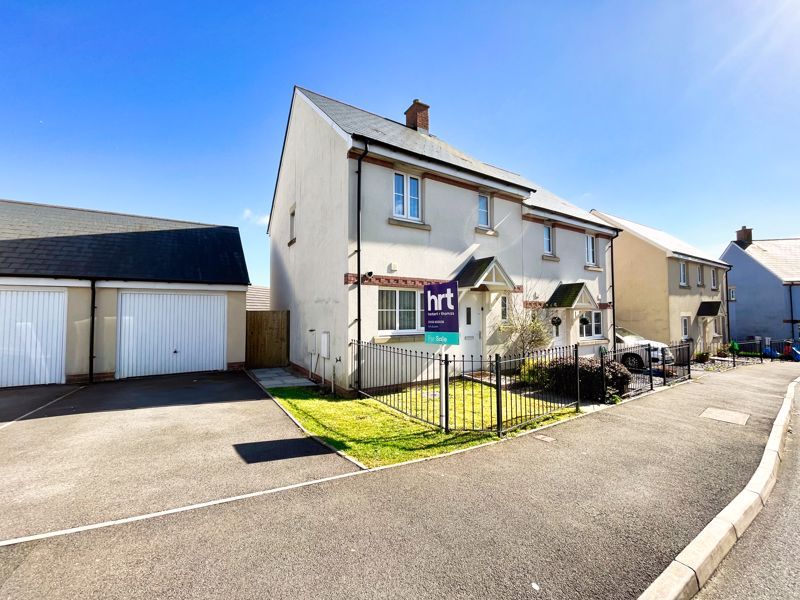 3 bed semidetached house for sale in 51 Ffordd Y Draen, Coity