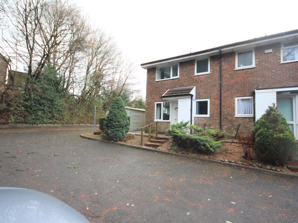 1 bed terraced house to rent in Higher Ridings, Bromley Cross, Bolton