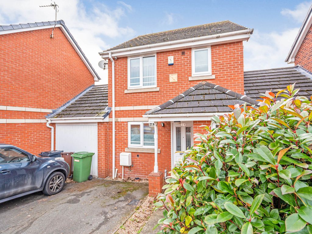 3 bed linkdetached house for sale in Upton Green, Wolverhampton, West
