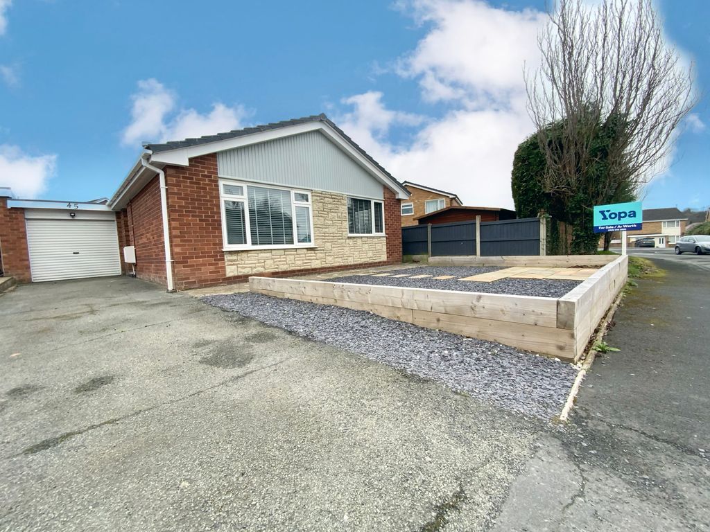2 bed detached bungalow for sale in Erw Goch, Ruthin LL15 Zoopla