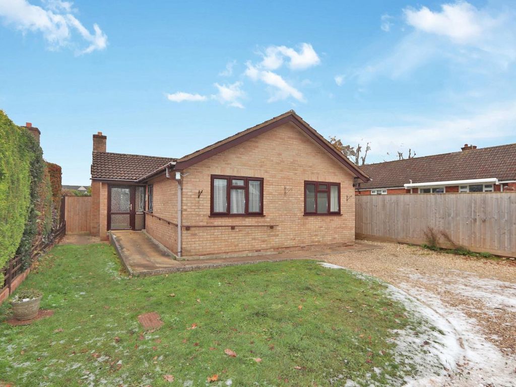 3 bed detached bungalow for sale in Gables Road, Willand, Cullompton EX15 Zoopla