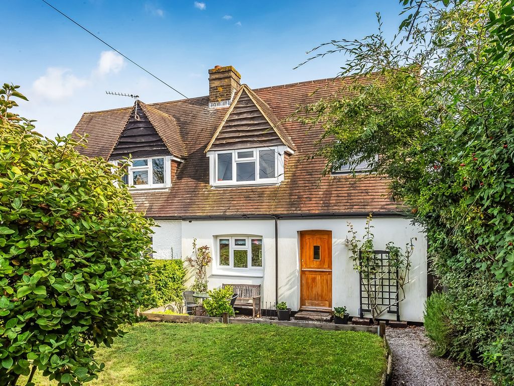 3 bed semidetached house for sale in Bower Lane, Eynsford, Dartford