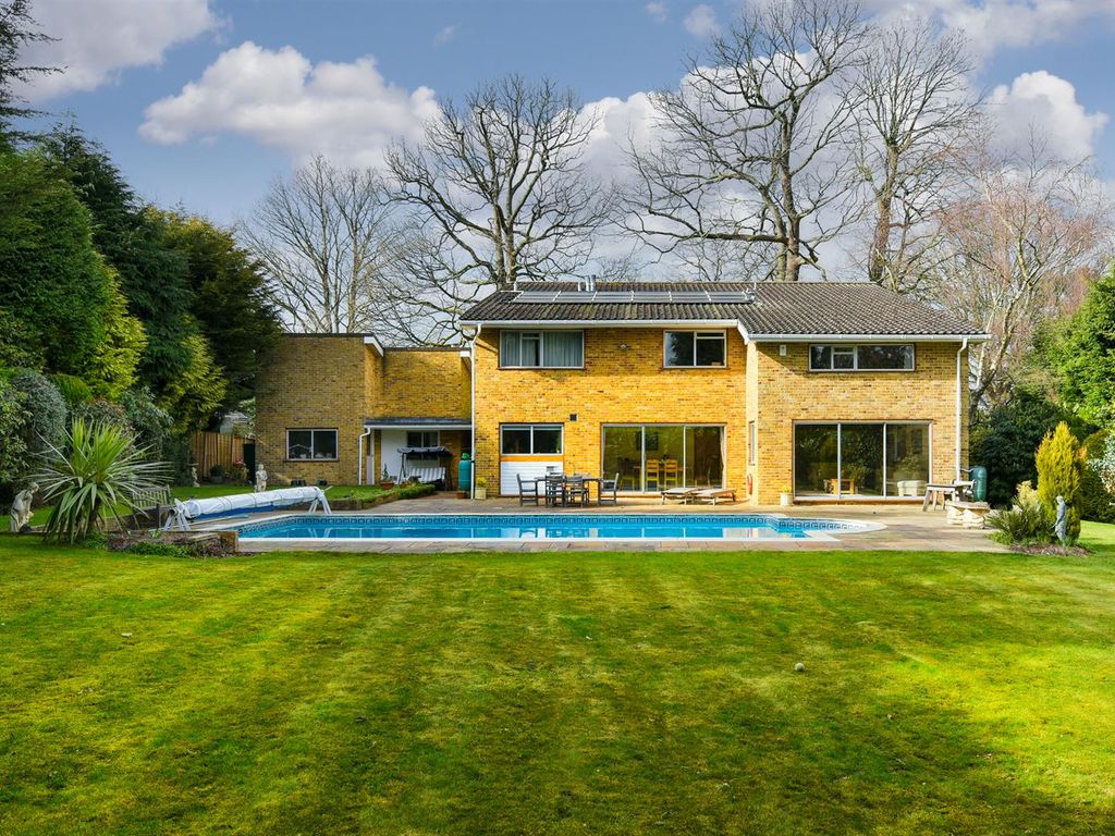 5 bed detached house for sale in Woodland Way, Kingswood, Tadworth KT20