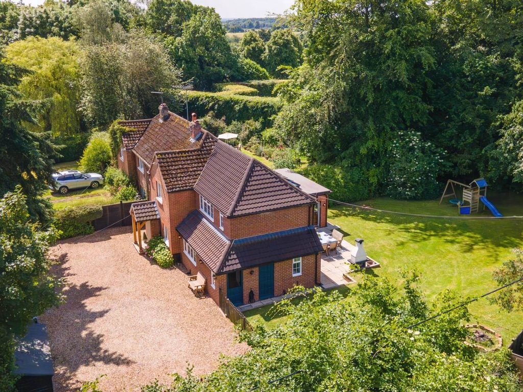 4 bed semidetached house for sale in Pine Tree Cottage, Cane End