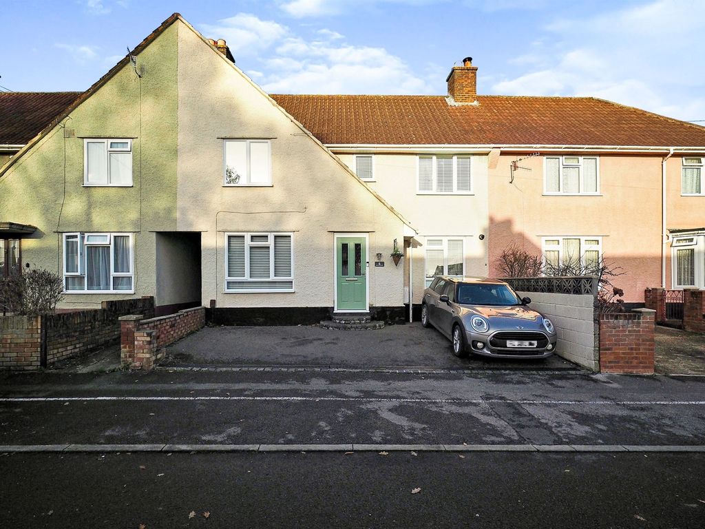 3 bed terraced house for sale in Macklin Road, Salisbury SP2 Zoopla
