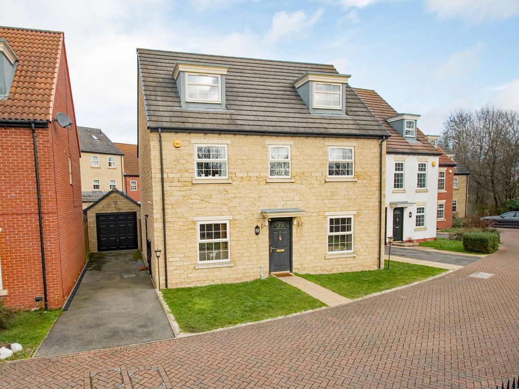 5 bed detached house for sale in Diamond Drive, Corby NN17 Zoopla