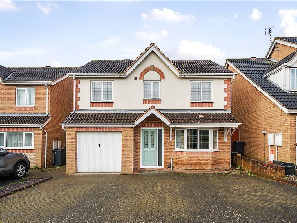 4 bed detached house to rent in Kelso Close, Measham, Swadlincote