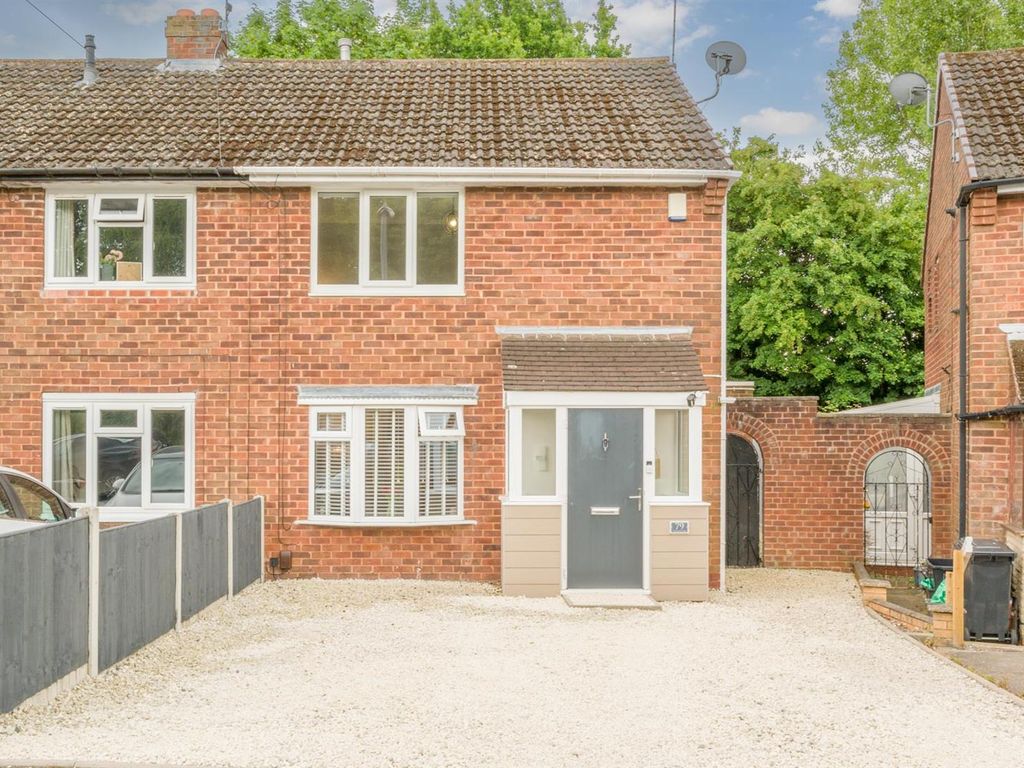 2 bed semidetached house for sale in Nanaimo Way, Kingswinford DY6, £