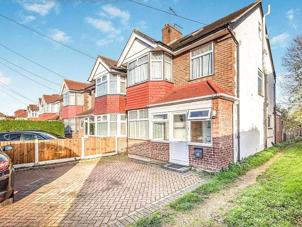 4 bed semidetached house for sale in Park Close, Hounslow TW3 Zoopla