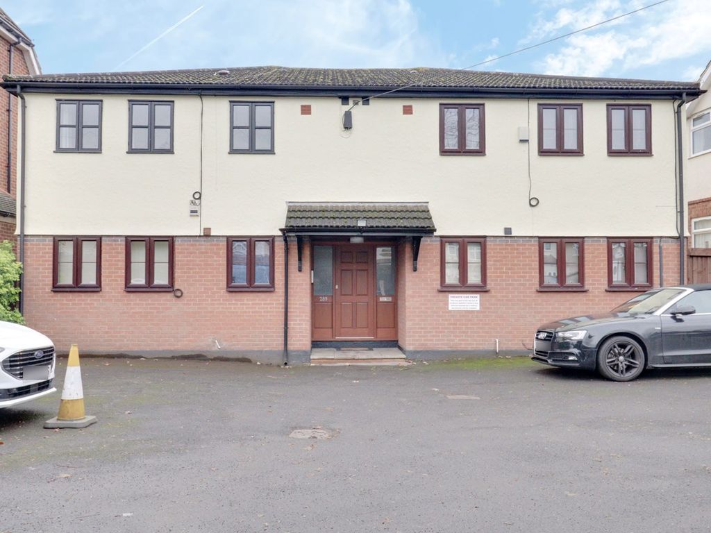 1 bed flat for sale in Rainham Road, Rainham RM13, £200,000 Zoopla