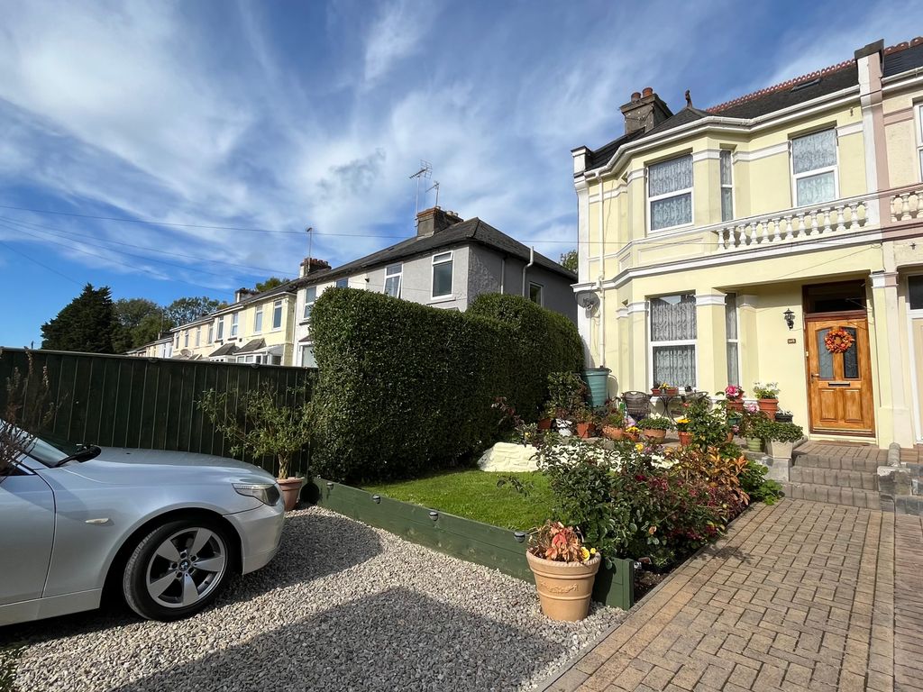 3 bed end terrace house for sale in Road, Plymstock