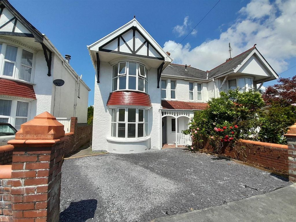 3 bed semidetached house for sale in Roland Avenue, Llanelli SA15, £