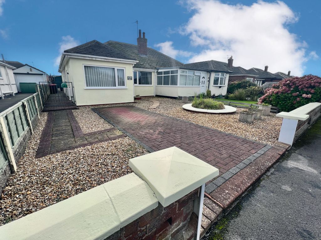 2 bed bungalow for sale in Westbourne Road, Cleveleys FY5, £180,000
