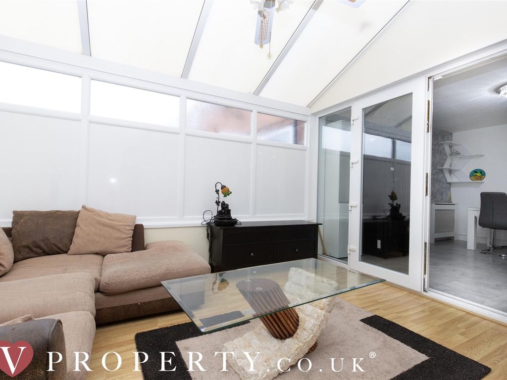 3 bed property to rent in Dunvegan Road, Erdington, Birmingham B24, £