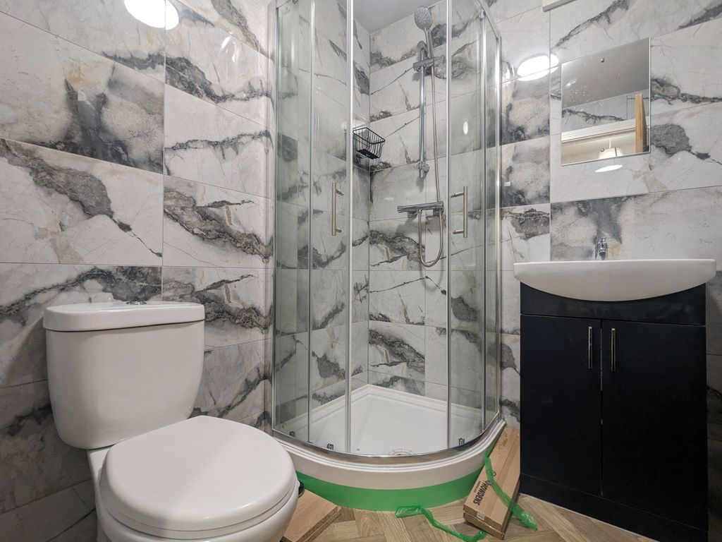 Studio to rent in Station Road, High HP13, £1,000 pcm Zoopla