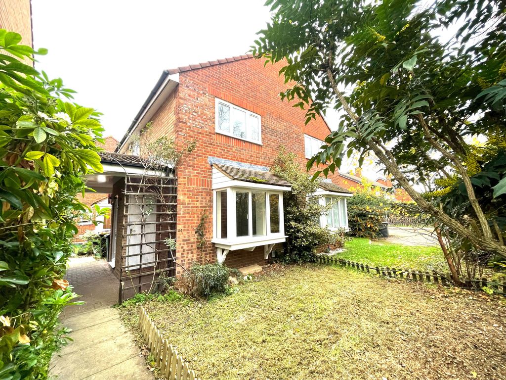 1 bed detached house for sale in Honeysuckle Way, Bedford MK41 Zoopla