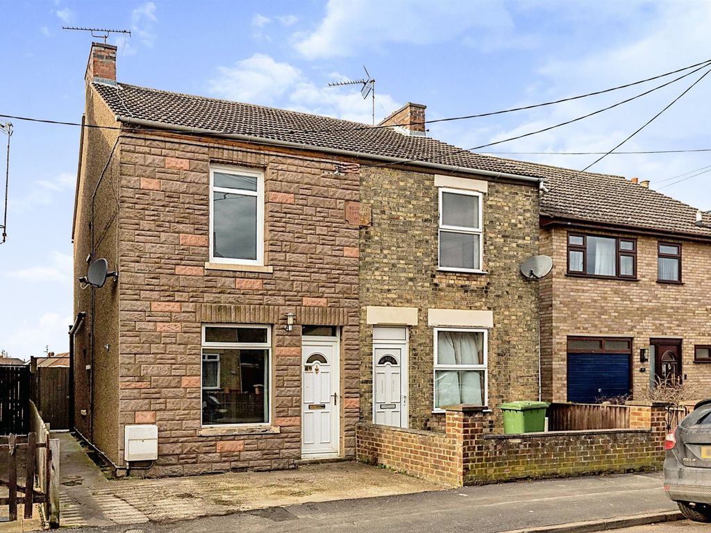 3 bed semidetached house for sale in New Park, March PE15 Zoopla