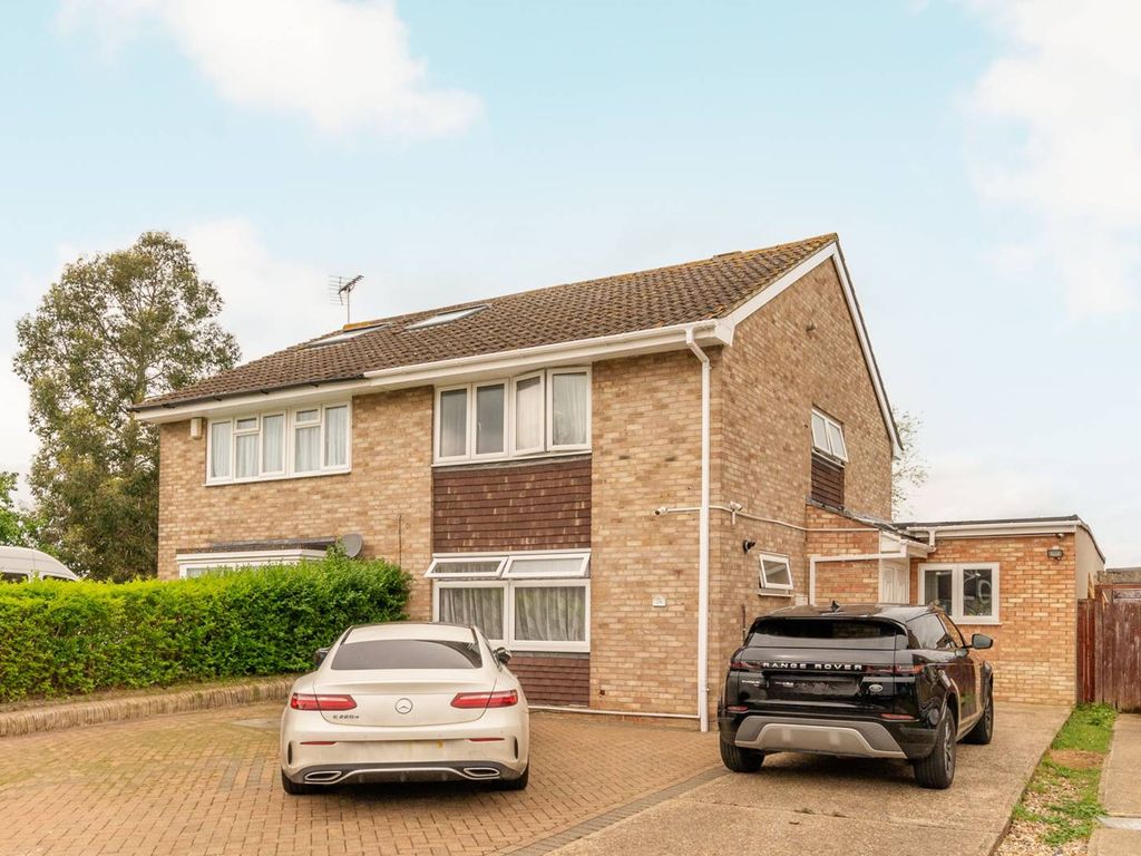 5 bed semidetached house for sale in Hoylake Gardens, Mitcham CR4, £