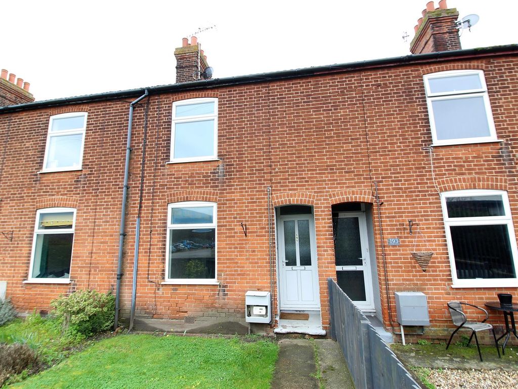 3 bed terraced house for sale in Langer Road, Felixstowe IP11 Zoopla