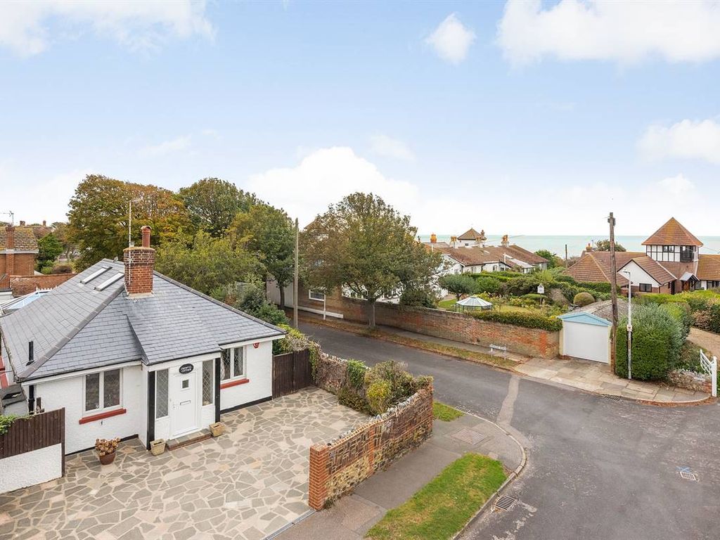 4 bed detached bungalow for sale in Nasmyth Road, Birchington CT7, £