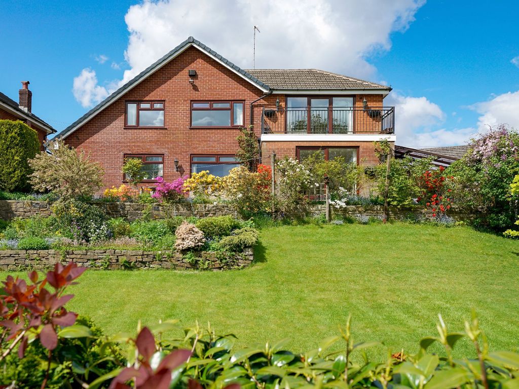 4 bed detached house for sale in Kiln Brow, Bromley Cross, Bolton BL7