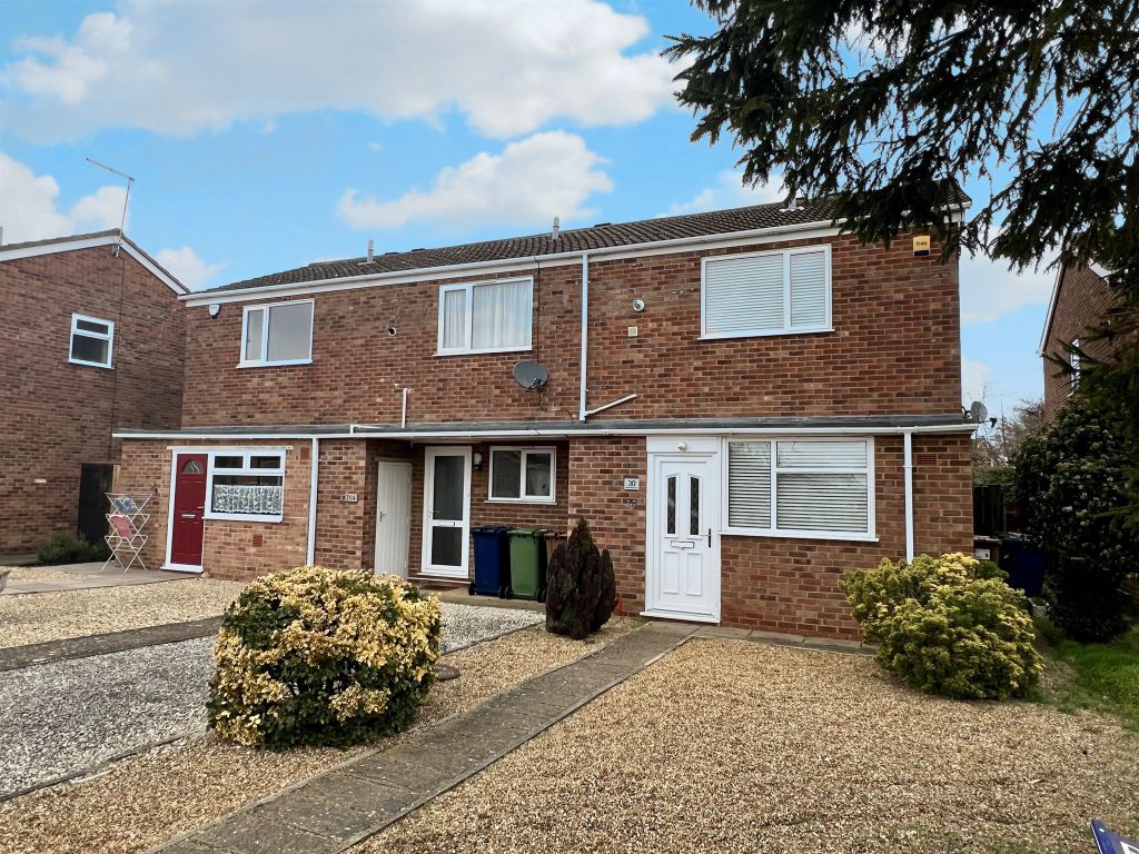2 bed semidetached house for sale in Bellmans Road, Whittlesey
