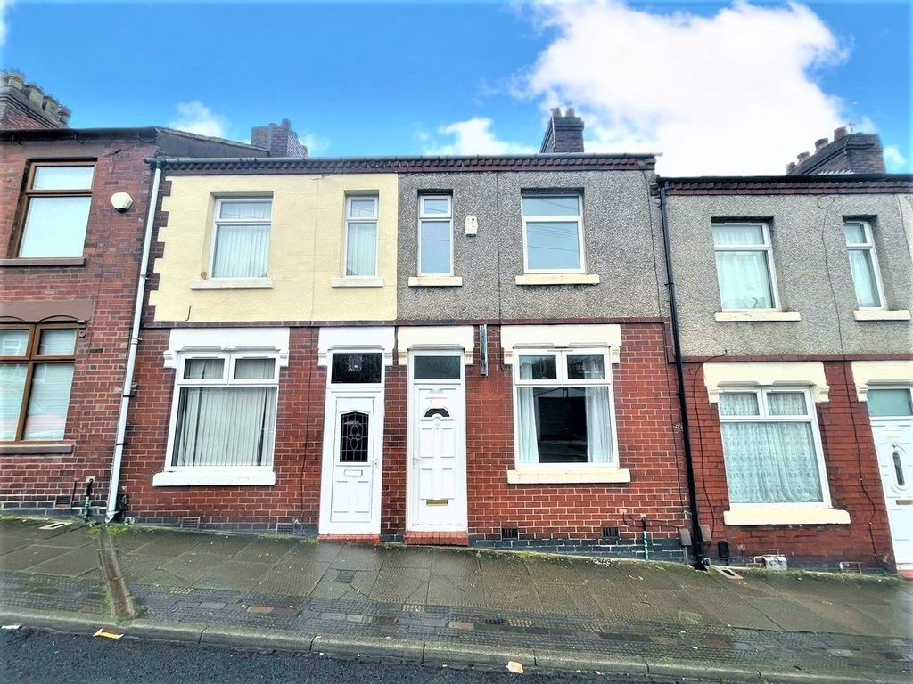 2 bed terraced house for sale in Oak Street, StokeOnTrent, Staffordshire ST1 Zoopla