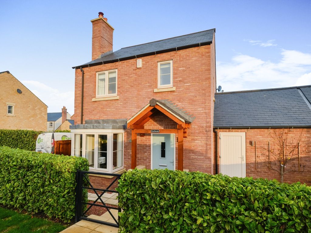3 bed detached house for sale in Hackforth Road, Little Crakehall