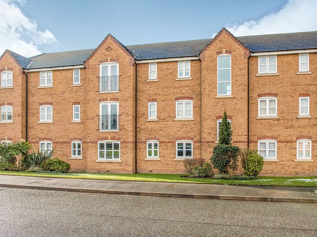 2 bed flat to rent in Lowther Crescent, St. Helens, Merseyside WA10