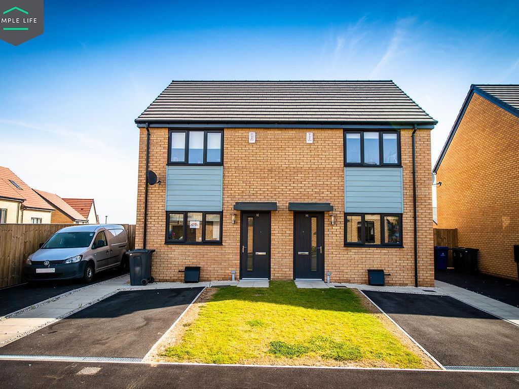 2 bed terraced house to rent in Gainsborough Drive, Edlington