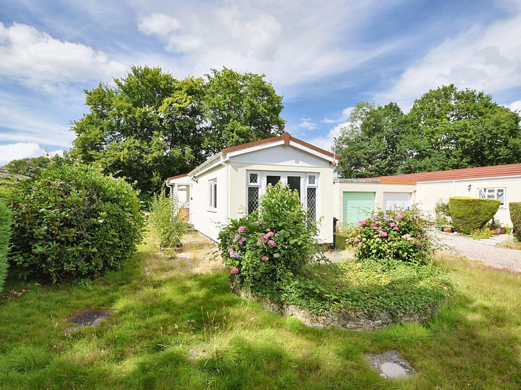 2 bed mobile/park home for sale in Northwoods, New Park, Bovey Tracey