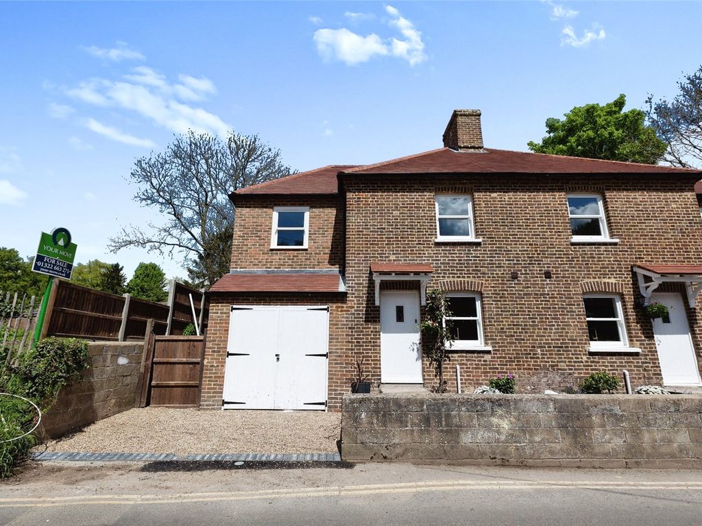 4 bed semidetached house for sale in Riverside, Eynsford, Dartford