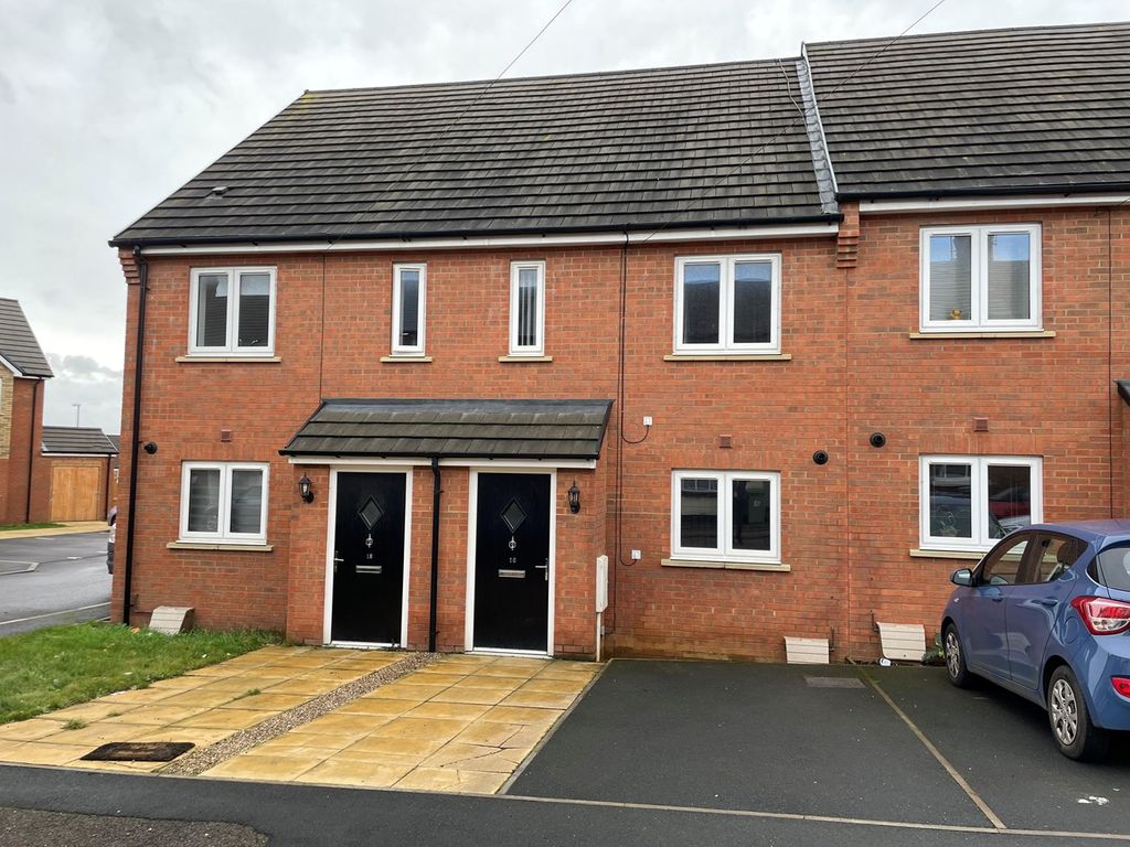 Compton Road, Wellingborough NN8  