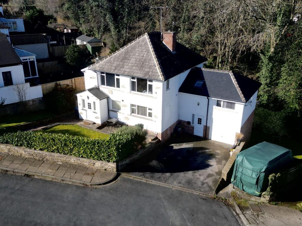 6 bed property for sale in Westwood Crescent, Bingley BD16 Zoopla