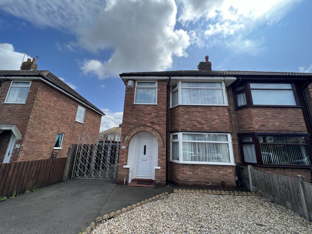3 bed semidetached house for sale in Rossington Avenue, Bispham FY2