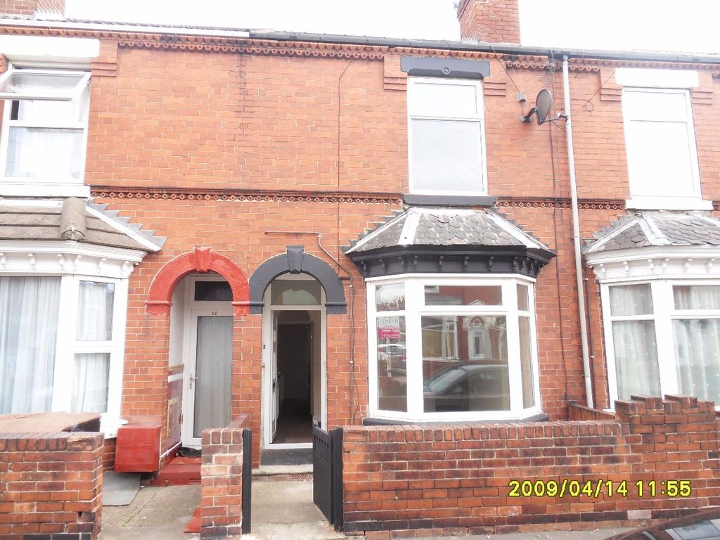 3 bed terraced house to rent in West End Avenue, Doncaster DN5 Zoopla