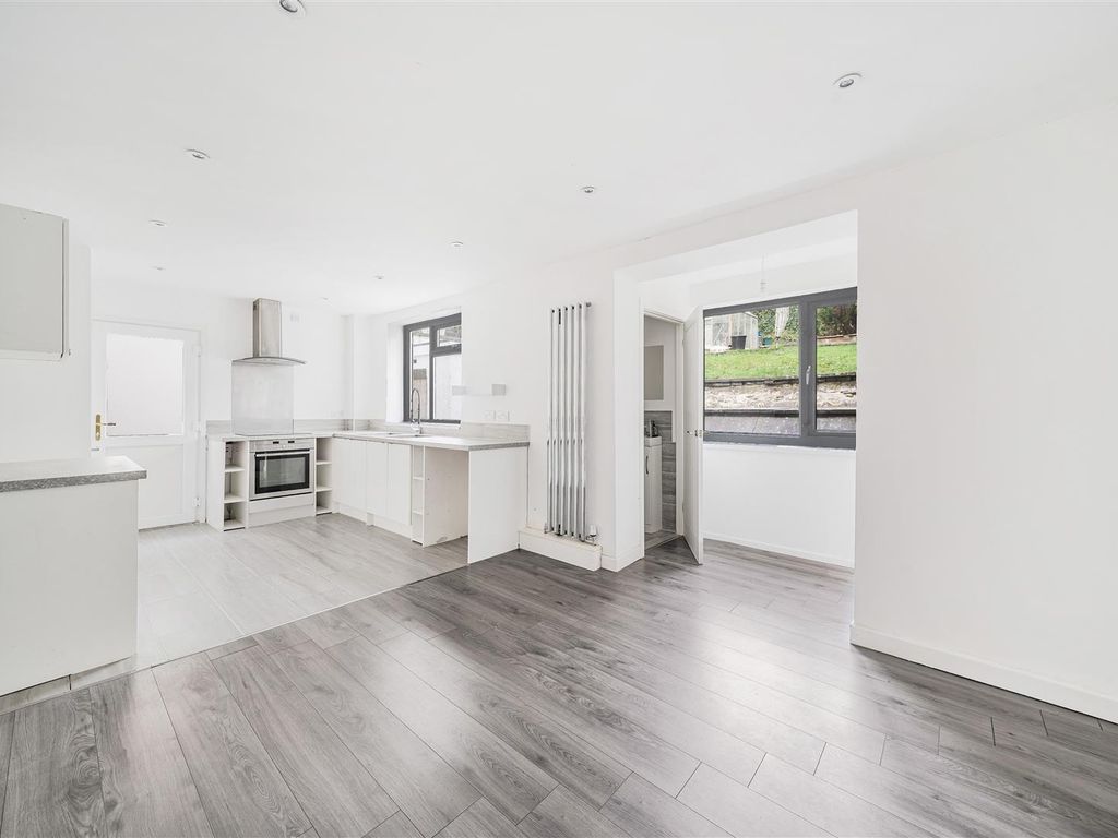 3 bed semidetached house for sale in Weig Gardens, Gendros, Swansea