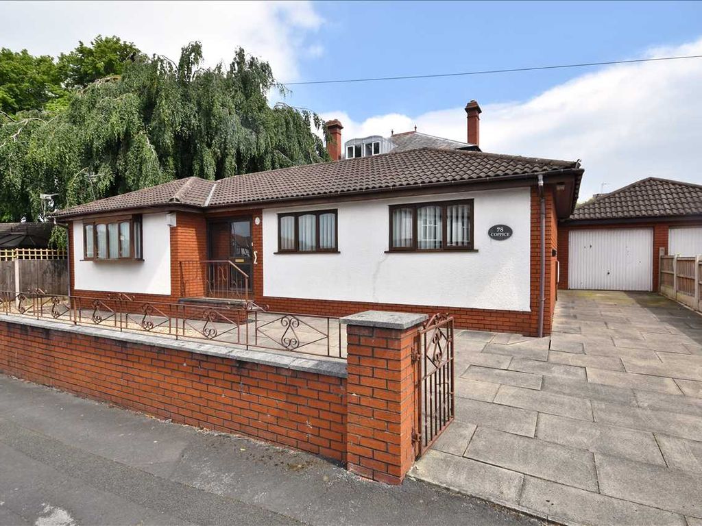 3 bed detached bungalow for sale in Carrington Road, Chorley PR7, £