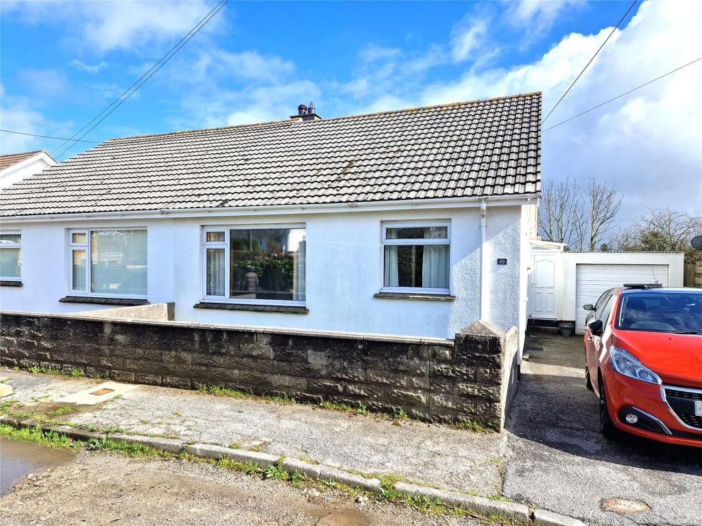 2 bed semidetached bungalow to rent in Rose An Grouse, Canonstown