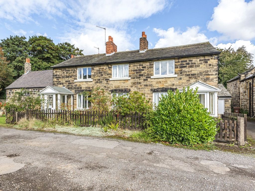 4 bed detached house for sale in Verandah Cottages, Heath, Wakefield, West Yorkshire WF1, £