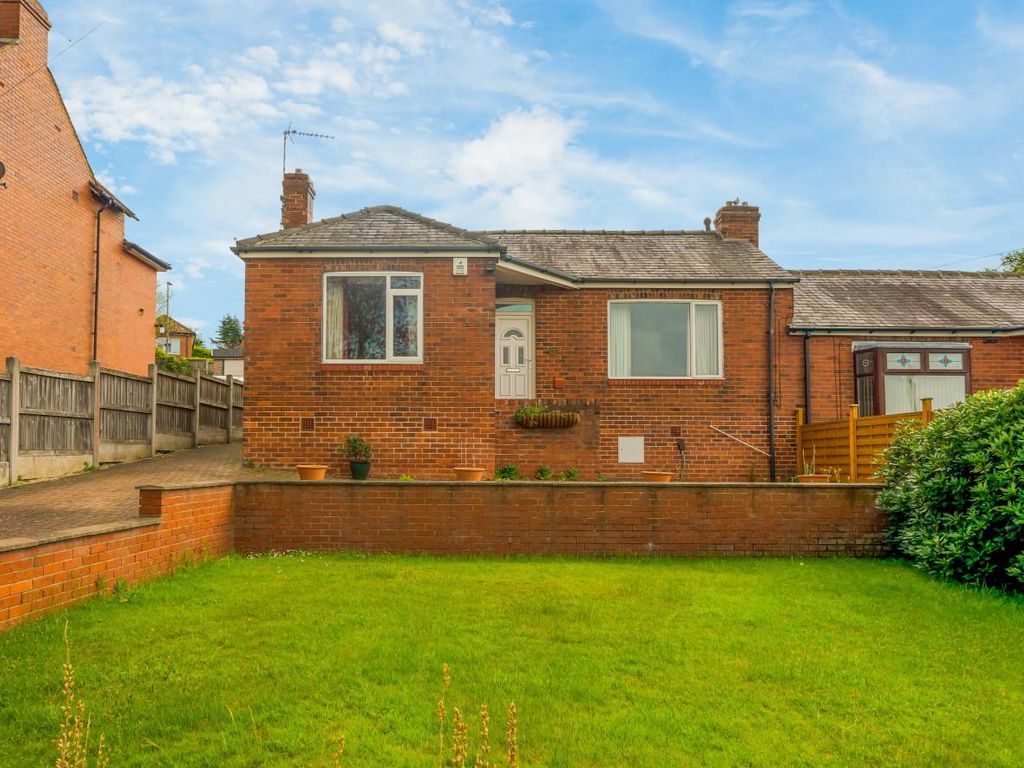 3 bed semidetached bungalow for sale in Tinshill Road, Cookridge