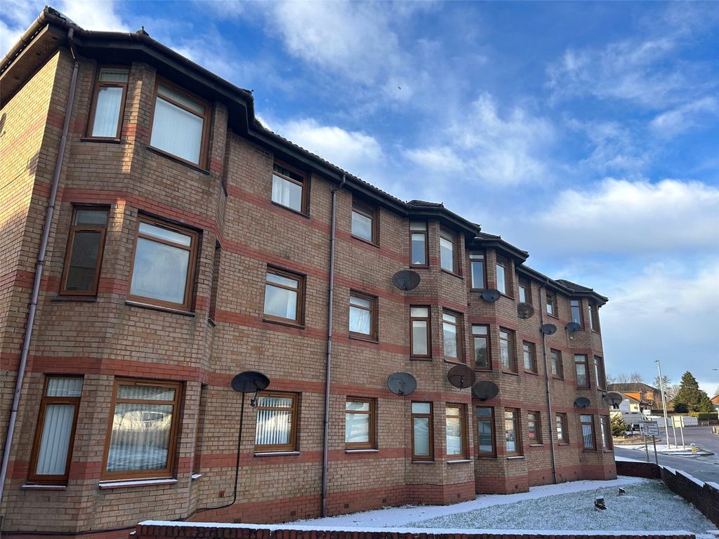 1 bed flat to rent in Park Court, Shotts ML7 Zoopla
