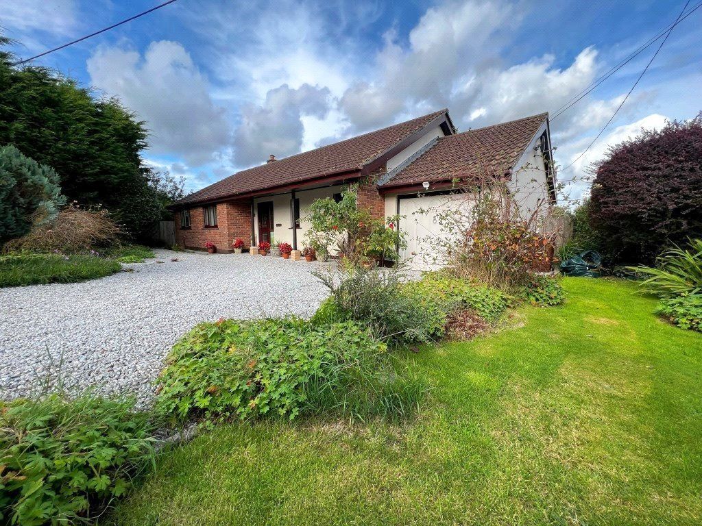 3 bed bungalow for sale in Tremail, Camelford, Cornwall PL32 Zoopla