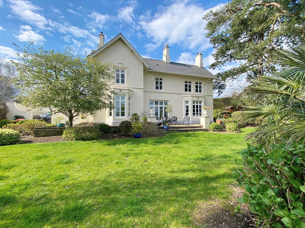 5 bed detached house for sale in Old Roman Road, Langstone, Newport