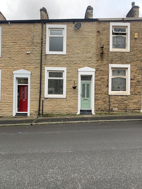 2 bed property to rent in Water Street, Great Harwood, Blackburn BB6, £