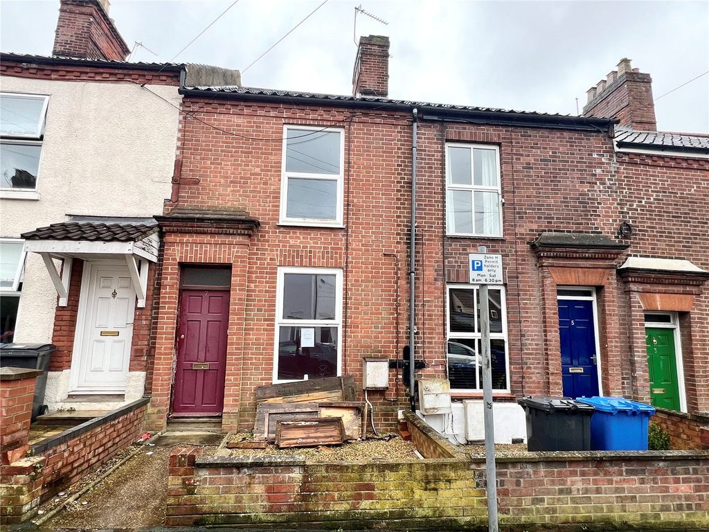 2 bed terraced house for sale in Knowsley Road, Norwich, Norfolk NR3, £