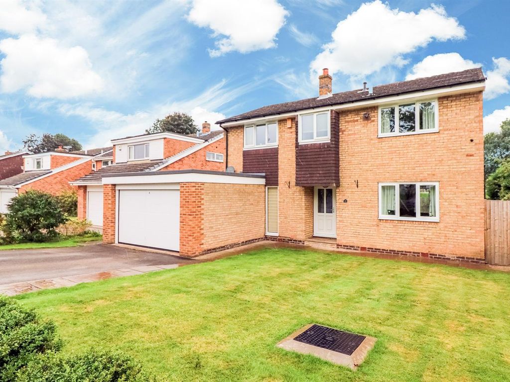 4 bed detached house for sale in Stillwell Drive, Sandal, Wakefield WF2